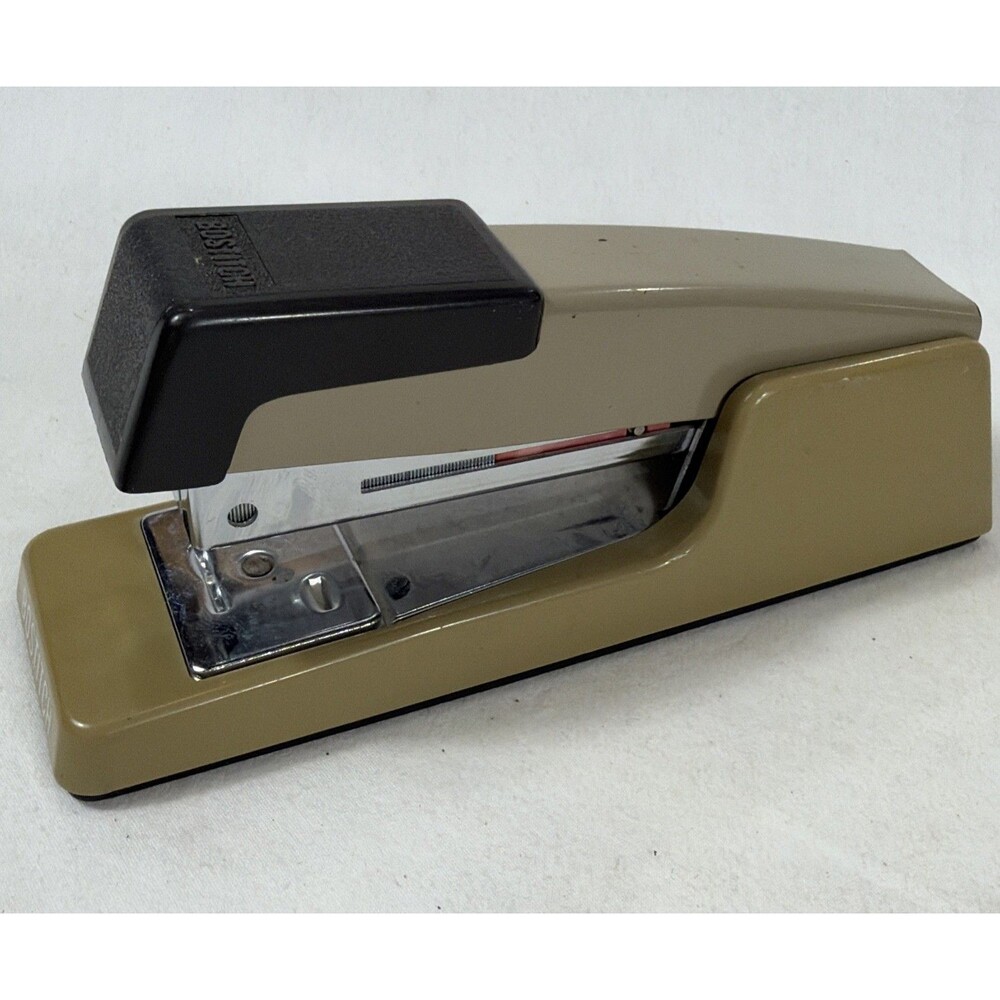 Bostitch B400 Desk Stapler Tan Brown Full Strip Vintage Office Made in Taiwan